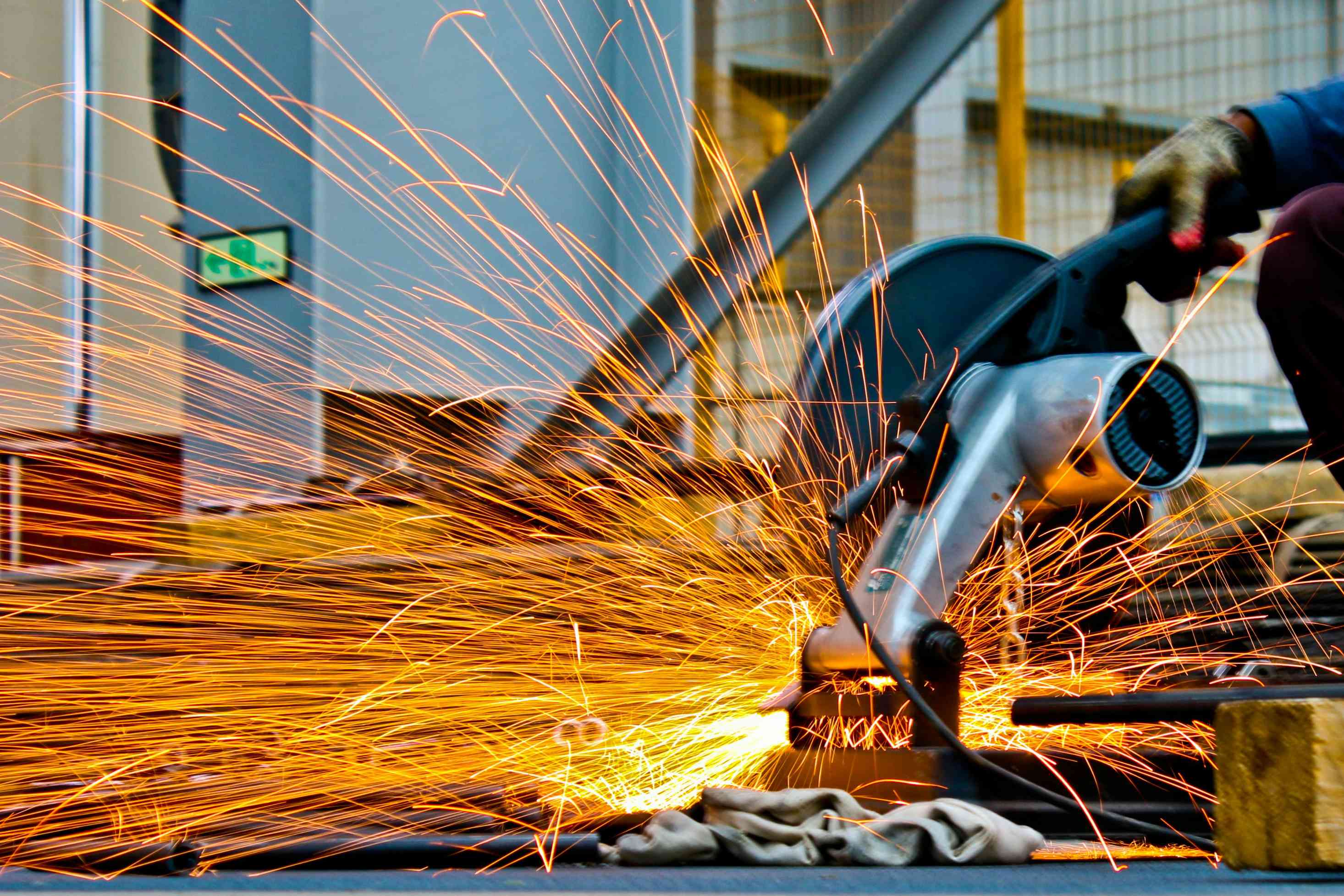 Top Benefits of Diesel Engine-Driven Welders for Industrial Applications-配图1